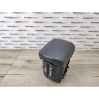 Подлокотник HYUNDAI Santa Fe 2016 846602W050URY