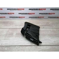 Дефлектор в торпедо центральный Kia Ceed 1 2009 974301H900