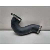 Патрубок интеркулера Volkswagen Touareg 2 NF 7P0145972D