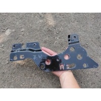 Форд мустанг vi крепление крепление fr3b63016a52a