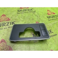 Накладка декоративная MERCEDES E W212 2012 A2126806307