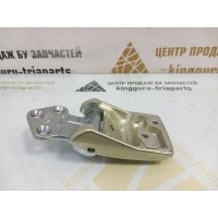 Петля двери багажника Volkswagen Multivan T5 7HF Рестайлинг 2009-2015 7H0827154