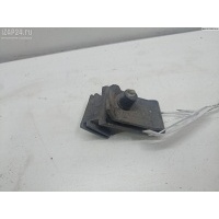Кронштейн бампера переднего L Opel Vectra B 1996 90507970