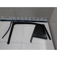 Стекло двери задней левой (форточка) VAG Superb (2008 - 2015) 3T9845209AD