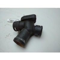 Фланец (тройник) системы охлаждения Volkswagen Transporter T4 1992 074121132