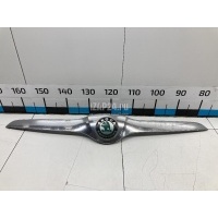 Молдинг капота VAG Yeti (2009 - 2018) 5L0853633