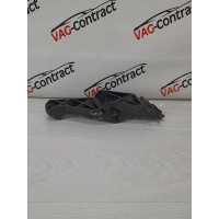 Кронштейн бампера Volkswagen Touareg NF 2013 7P6807046