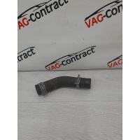 Патрубок системы охлаждения Volkswagen Touareg NF 2013 7P0815983