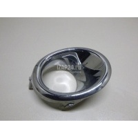Рамка противотуманной фары правой Nissan Patrol (Y62) 2010 622561LA0A