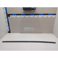 Накладка стекла заднего правого Hyundai-Kia Solaris (2010 - 2017) 832201R000