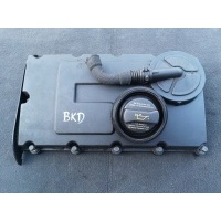 Volkswagen oe 03g103469 крышка клапонов