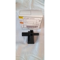 Петля полки tylnej seat oe 5p0867575a