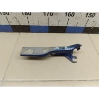 Петля капота правая VW Polo (Sed RUS) 2011> 6R0823302B