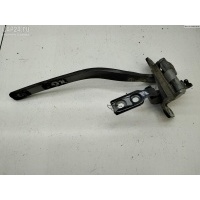 Петля крышки (двери) багажника L Volkswagen Touareg 2007 7L6827301E
