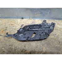 Кронштейн фары левой Skoda Octavia (A5 1Z-) 2004-2013 2013 1Z0941463A