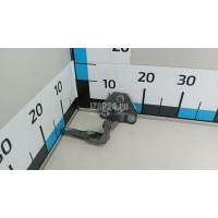 Петля двери багажника нижняя Land Rover Range Rover IV 2013 LR096527