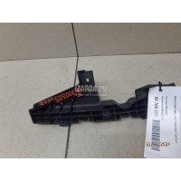 Кронштейн переднего бампера правый Hyundai-Kia Ceed (2012 - 2018) 86518A2000