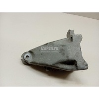 Кронштейн двигателя правый Mercedes Benz W205 2014 2742231004