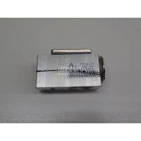 Клапан кондиционера Renault Sandero 2014 922700505R