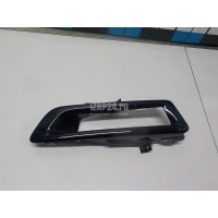 Рамка противотуманной фары правой Land Rover Discovery Sport 2014 LR061229