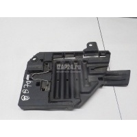 Кронштейн фар правый Land Rover Discovery Sport 2014 LR066964