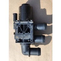 Клапан электроклапан радиатора bmw x5 f15 x3 f25 x4 f26 oe eu 8572508 1147412220