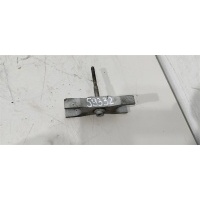 Скоба (кронштейн) крепления форсунки Volkswagen Passat 2013 03L130216A,03L216A, CFF