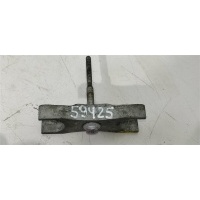 Скоба (кронштейн) крепления форсунки Volkswagen Passat 2013 03L130216A,03L216A, CFF
