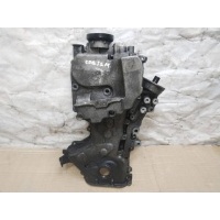 Крышка двигателя передняя Volkswagen Passat 2010 03C109211BF