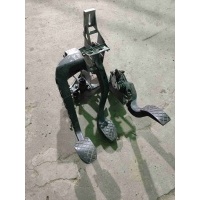 Узел педальный Audi A4 B6(2000-2005) 2004 8E1721117A