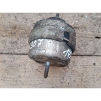 Подушка двигателя Audi A6 C5 (S6,RS6) 1998 8D0199379J