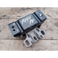 Подушка двигателя Volkswagen Golf 4 2003 1J0199555