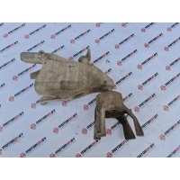 Кронштейн двигателя Volkswagen Multivan 2018 7E0199370L