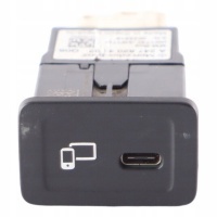 Мерседес w907 разъем порт aux usb a2478204102