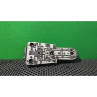 Панель (плата) заднего правого фонаря Volkswagen Passat B2 1988 321 945 257 D