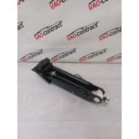 Домкрат Volkswagen Golf 6 2011 1K0011031T