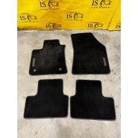 Коврики renault oe велюровые 8201654203 is 4 el.