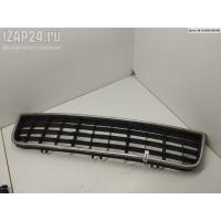 Решетка (заглушка) в бампер Перед. Audi A6 C5 (1997-2005) 2004 4B0807683L