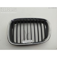 Решетка радиатора Лев. BMW 5 E39 (1995-2003) 1997 8159311