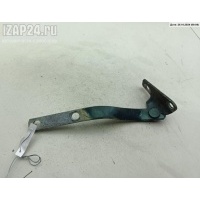 Петля капота левая Volkswagen Passat B4 1996 3A0823301A