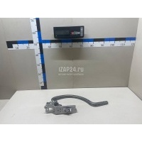 Петля крышки багажника Toyota Camry V70 2017 6451033181