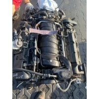 Двигатель комплект 4.6 v8 ld8 2008r