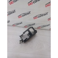 Кронштейн крепления разъёмов Volkswagen Golf 6 2011 5K0937545