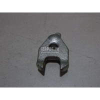 Крепеж форсунки Renault Duster II 2021 166500735R
