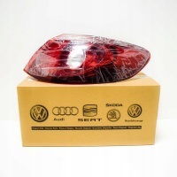 Volkswagen passat cc rear right outer tail light фара 3c8945208s
