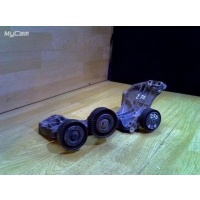 Кронштейн генератора Mercedes Vaneo 2005 A1662000970