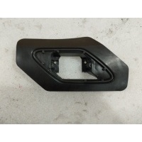 Кронштейн форсунки омывателя Porsche Cayenne 958 95862818600, 7P5807756