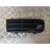Заглушка (решетка) в бампер передний Volkswagen Golf 4 1997-2006 2001 1J0853665B