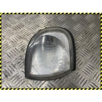 Поворотник правый Nissan Vanette C23 1997