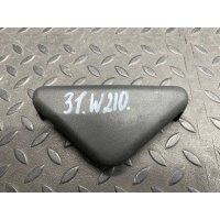 Накладка (внутри) Mercedes E/W210 1995-2003 A2106900028